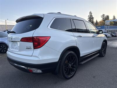 2017 Honda Pilot Elite   - Photo 7 - Portland, OR 97267
