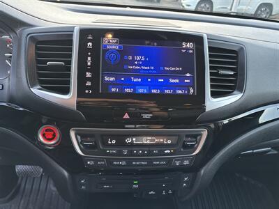 2017 Honda Pilot Elite   - Photo 21 - Portland, OR 97267