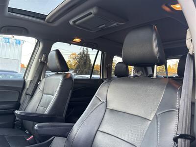 2017 Honda Pilot Elite   - Photo 26 - Portland, OR 97267