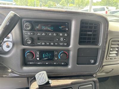 2004 GMC Yukon Denali - Photo 22 - Portland, OR 97267