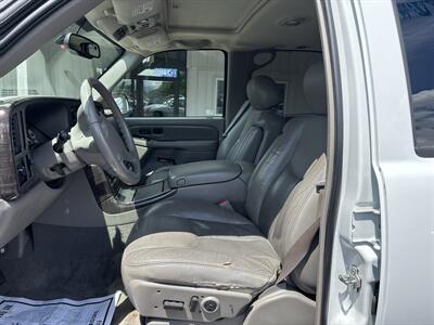 2004 GMC Yukon Denali - Photo 11 - Portland, OR 97267