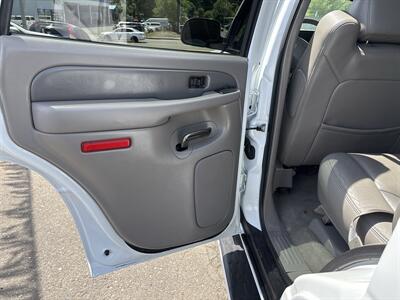 2004 GMC Yukon Denali - Photo 13 - Portland, OR 97267