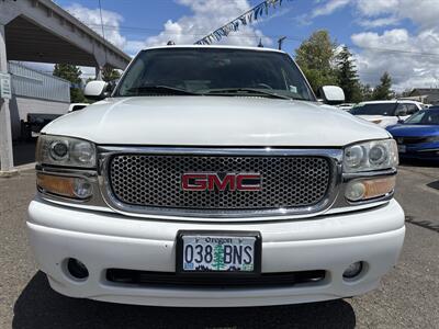 2004 GMC Yukon Denali - Photo 2 - Portland, OR 97267