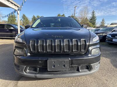 2017 Jeep Cherokee Sport   - Photo 2 - Portland, OR 97267