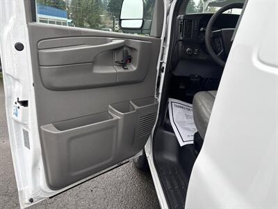 2014 Chevrolet Express 1500   - Photo 10 - Portland, OR 97267