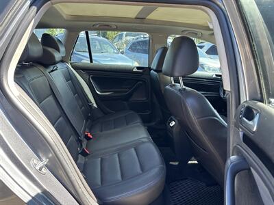 2014 Volkswagen Jetta SportWagen TDI - Photo 17 - Portland, OR 97267