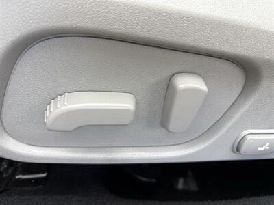 2015 Subaru Forester 2.5i Touring - Photo 12 - Portland, OR 97267