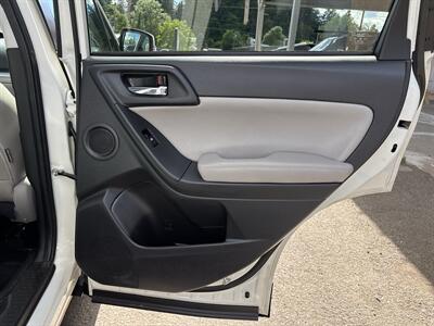 2015 Subaru Forester 2.5i Touring - Photo 17 - Portland, OR 97267