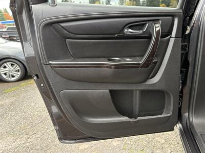 2015 Chevrolet Traverse LTZ - Photo 14 - Portland, OR 97267
