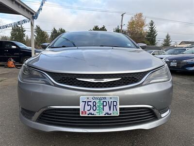 2015 Chrysler 200 Limited - Photo 2 - Portland, OR 97267