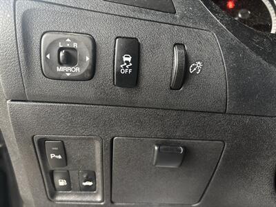 2010 Lexus ES 350   - Photo 17 - Portland, OR 97267