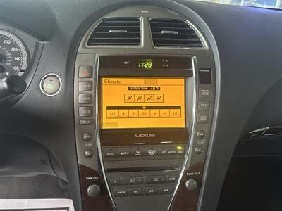 2010 Lexus ES 350   - Photo 18 - Portland, OR 97267