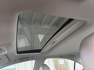 2010 Lexus ES 350   - Photo 21 - Portland, OR 97267