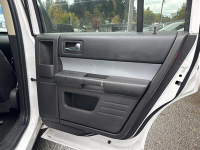 2014 Ford Flex Limited   - Photo 14 - Portland, OR 97267