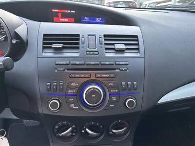 2012 Mazda Mazda3 i Grand Touring - Photo 17 - Portland, OR 97267