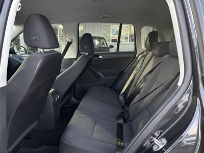 2018 Volkswagen Tiguan Limited 2.0T   - Photo 10 - Portland, OR 97267