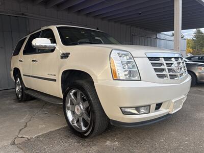2012 Cadillac Escalade Luxury - Photo 1 - Portland, OR 97267