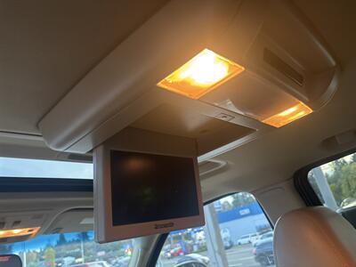 2012 Cadillac Escalade Luxury - Photo 22 - Portland, OR 97267