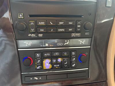 2012 Cadillac Escalade Luxury - Photo 24 - Portland, OR 97267