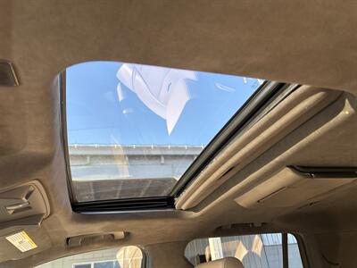 2018 Cadillac Escalade Platinum - Photo 24 - Portland, OR 97267