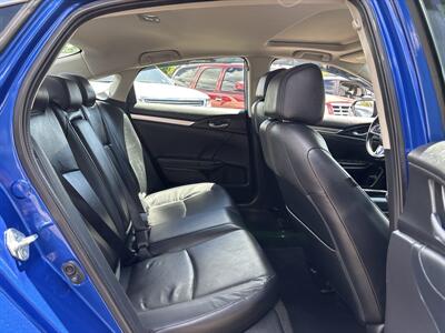 2021 Honda Civic EX-L   - Photo 18 - Portland, OR 97267