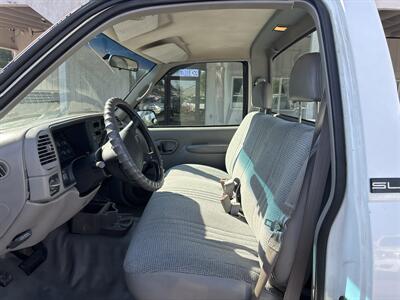 1996 GMC Sierra 1500 SL   - Photo 9 - Portland, OR 97267