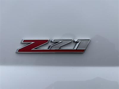 2016 Chevrolet Suburban LT   - Photo 28 - Portland, OR 97267