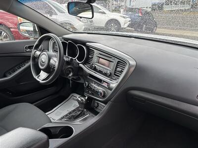 2015 Kia Optima LX   - Photo 20 - Portland, OR 97267