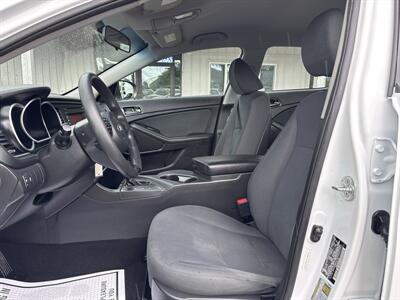 2015 Kia Optima LX   - Photo 10 - Portland, OR 97267
