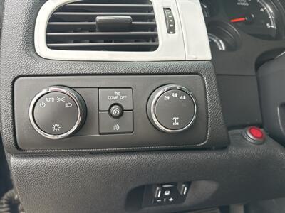 2011 Chevrolet Silverado 2500HD LTZ - Photo 19 - Portland, OR 97267