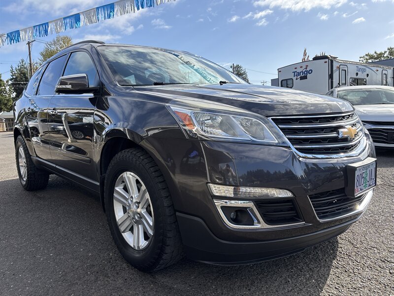 2014 Chevrolet Traverse LT   - Photo 1 - Portland, OR 97267