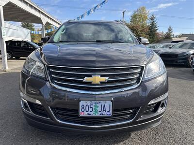 2014 Chevrolet Traverse LT - Photo 2 - Portland, OR 97267