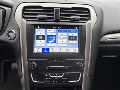 2019 Ford Fusion Hybrid SE - Photo 19 - Portland, OR 97267