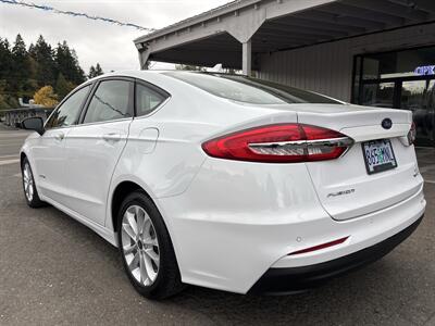 2019 Ford Fusion Hybrid SE - Photo 5 - Portland, OR 97267