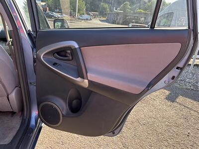 2007 Toyota RAV4 Sport   - Photo 16 - Portland, OR 97267