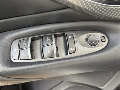 2016 INFINITI Q50 2.0T Premium - Photo 11 - Portland, OR 97267