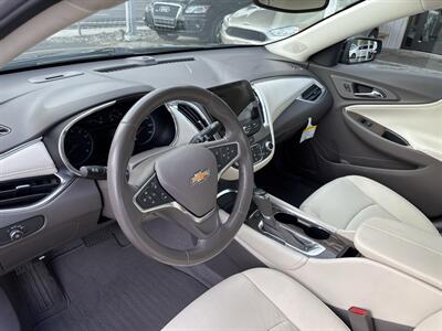 2020 Chevrolet Malibu LT   - Photo 11 - Portland, OR 97267