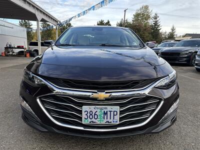2020 Chevrolet Malibu LT   - Photo 2 - Portland, OR 97267