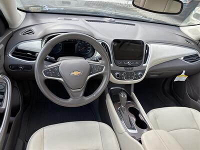 2020 Chevrolet Malibu LT   - Photo 14 - Portland, OR 97267