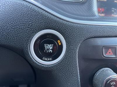 2014 Dodge Charger R/T Plus - Photo 23 - Portland, OR 97267