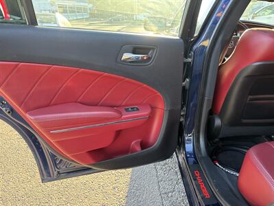 2014 Dodge Charger R/T Plus - Photo 12 - Portland, OR 97267