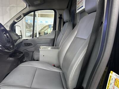 2017 Ford Transit 150   - Photo 11 - Portland, OR 97267