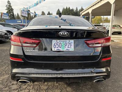 2019 Kia Optima LX - Photo 6 - Portland, OR 97267