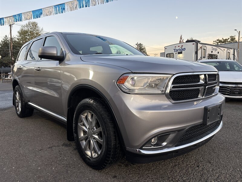 2017 Dodge Durango SXT   - Photo 1 - Portland, OR 97267