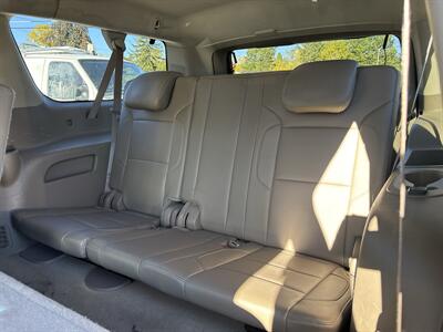 2016 Chevrolet Suburban LT - Photo 12 - Portland, OR 97267