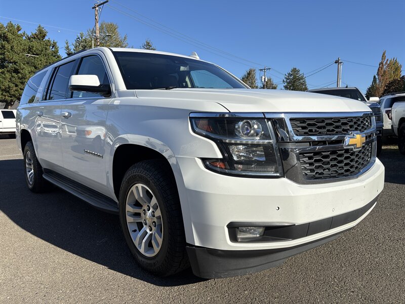 2016 Chevrolet Suburban LT   - Photo 1 - Portland, OR 97267