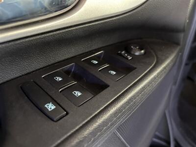 2017 Chevrolet Equinox LS   - Photo 9 - Portland, OR 97267