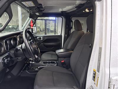 2021 Jeep Wrangler Unlimited Sport   - Photo 10 - Portland, OR 97267