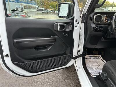 2021 Jeep Wrangler Unlimited Sport   - Photo 9 - Portland, OR 97267