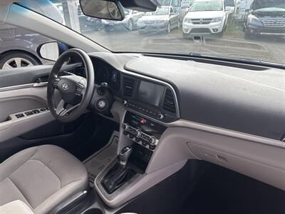 2020 Hyundai ELANTRA SEL   - Photo 19 - Portland, OR 97267